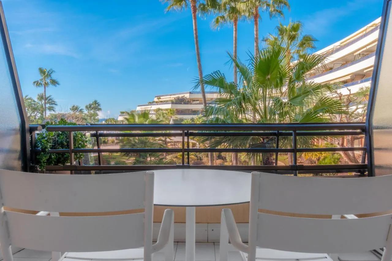 Holiday Inn Nice - Port St Laurent By Ihg Saint-Laurent-du-Var Hotel