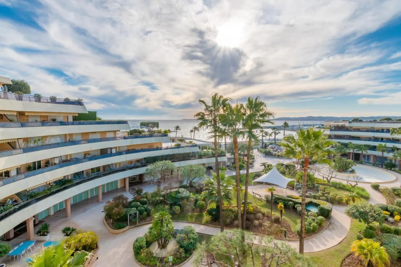 Holiday Inn Nice - Port St Laurent By Ihg Saint-Laurent-du-Var Francja