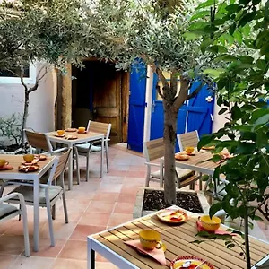 Le Colbert Aviñón