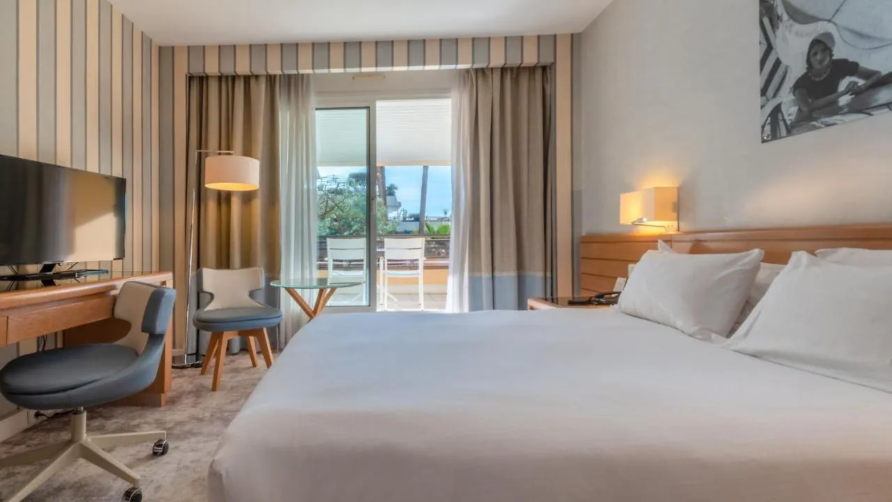 Holiday Inn Nice - Port St Laurent By Ihg Saint-Laurent-du-Var Hotel