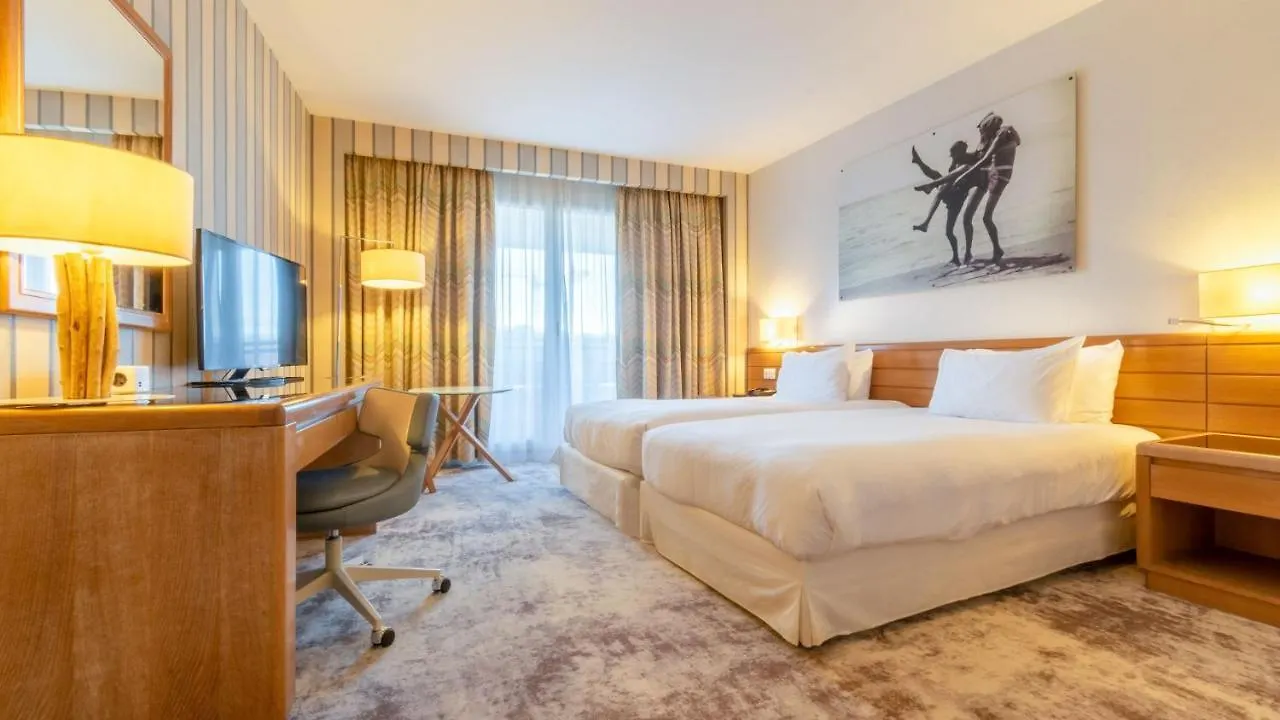 Holiday Inn Nice - Port St Laurent By Ihg Saint-Laurent-du-Var Hotel