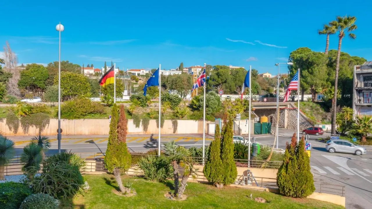 Holiday Inn Nice - Port St Laurent By Ihg Saint-Laurent-du-Var