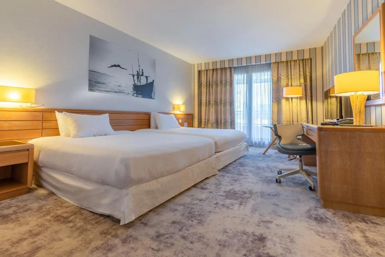 Holiday Inn Nice - Port St Laurent By Ihg Saint-Laurent-du-Var