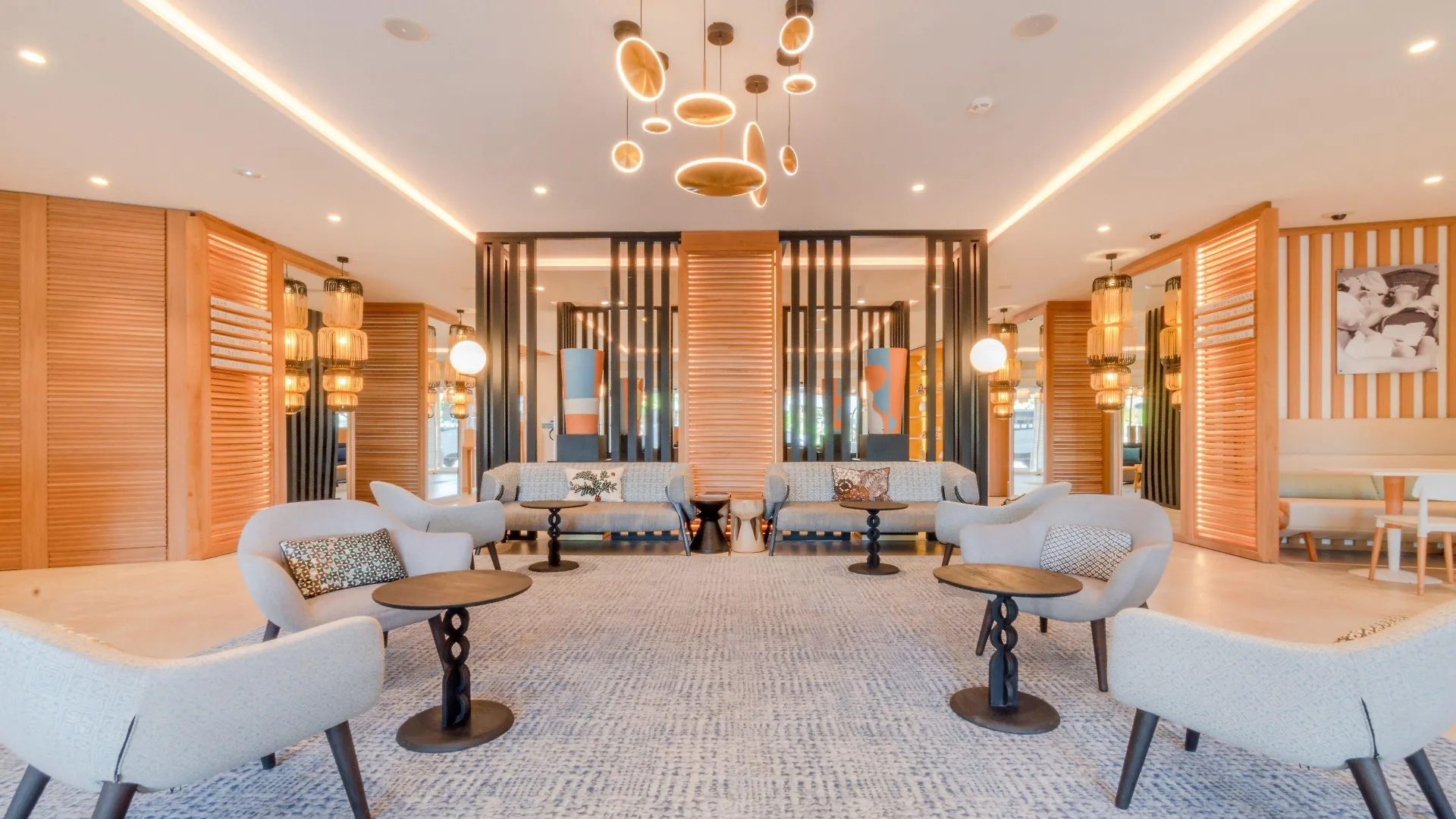 Holiday Inn Nice - Port St Laurent By Ihg Saint-Laurent-du-Var 4*,  Francja
