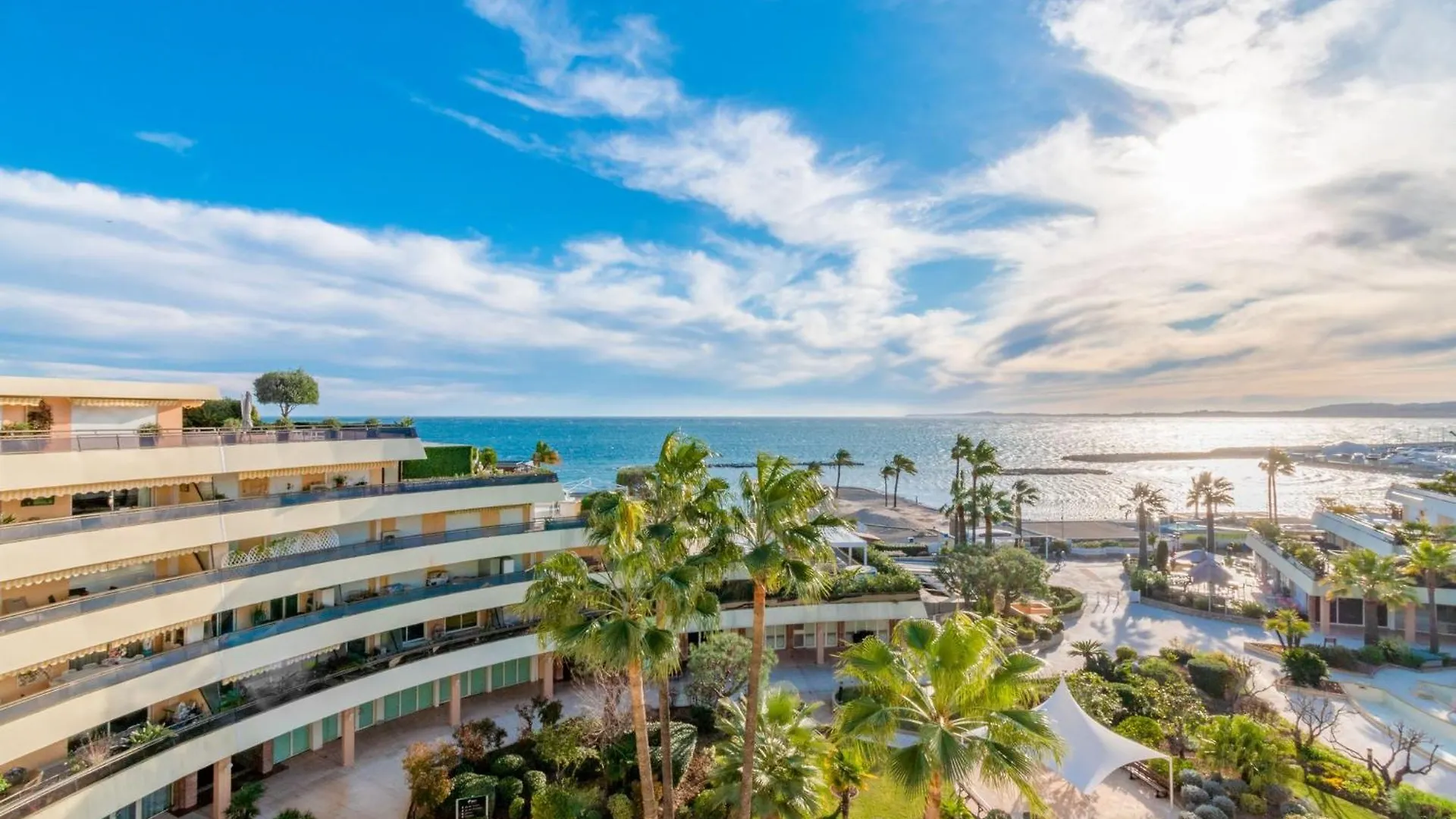 Holiday Inn Nice - Port St Laurent By Ihg Saint-Laurent-du-Var
