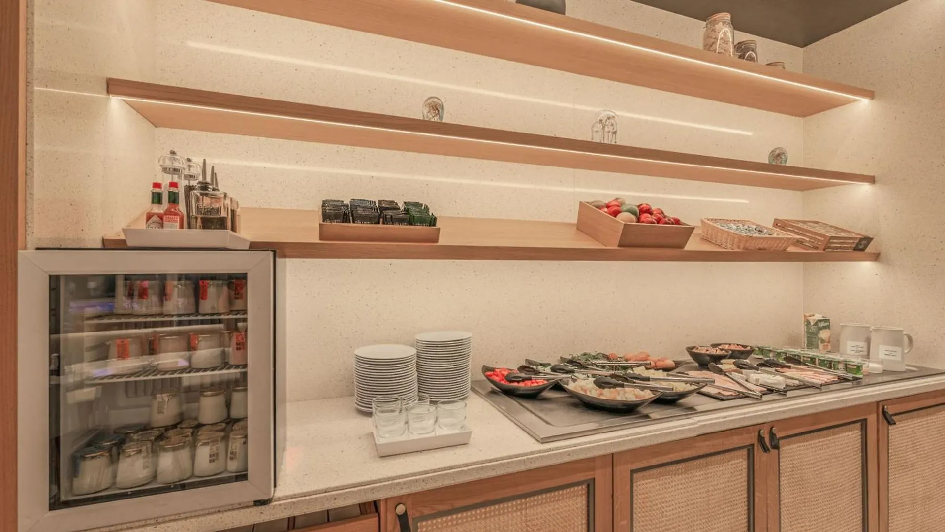 Holiday Inn Nice - Port St Laurent By Ihg Saint-Laurent-du-Var 4*,